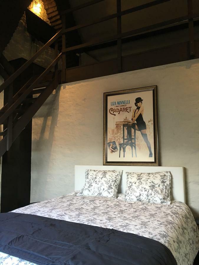 B&B Le Grand Cabaret นิวว์ปอร์ท ภายนอก รูปภาพ